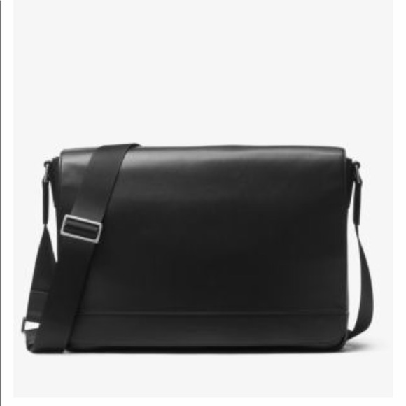 Michael Kors Odin Large Leather Messenger Bag - Picture 2 of 3